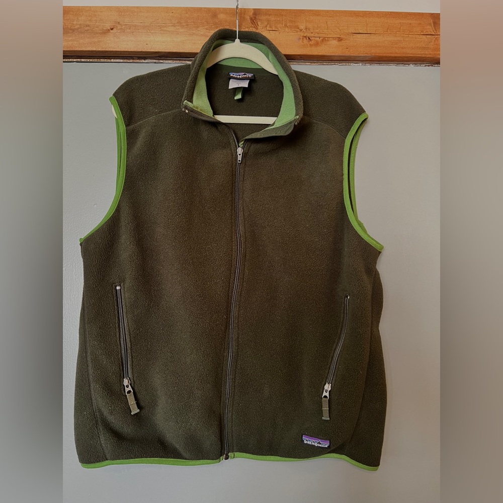Patagonia Fleece Synchilla Black Vest LARGE